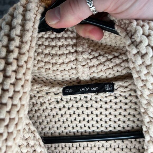 Zara | women knitted cowl turtleneck sweater - Picture 2 of 10